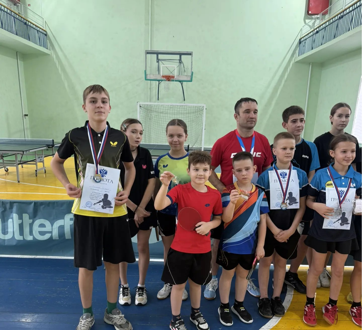 Победители и призеры турнира по настольному теннису